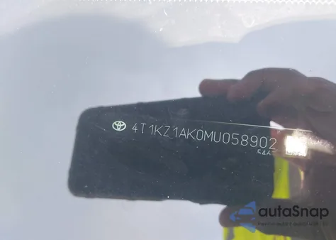 2021 Toyota Camry Trd z USA, uszkodzony, nr VIN 4T1KZ1AK0MU058902